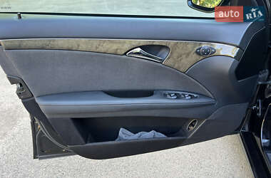 Седан Mercedes-Benz E-Class 2008 в 