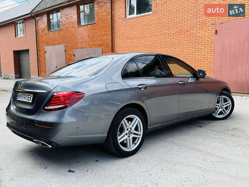 Седан Mercedes-Benz E-Class 2019 в Лохвице