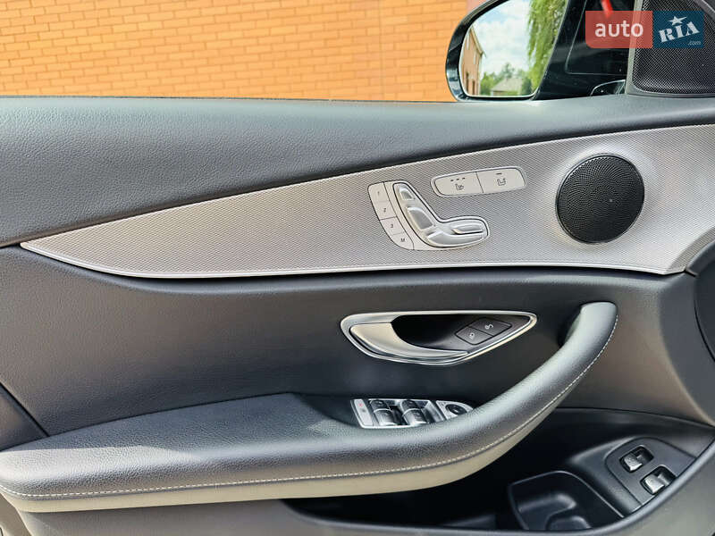 Седан Mercedes-Benz E-Class 2019 в Лохвице
