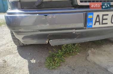 Седан Mercedes-Benz E-Class 1991 в 