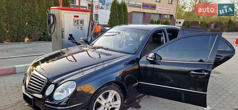 Седан Mercedes-Benz E-Class 2007 в Вінниці