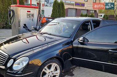 Седан Mercedes-Benz E-Class 2007 в 