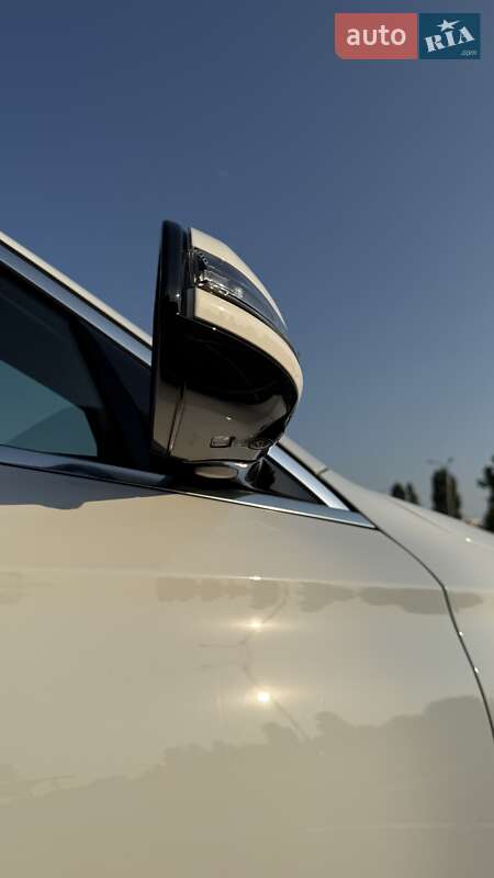 Седан Mercedes-Benz E-Class 2022 в Києві