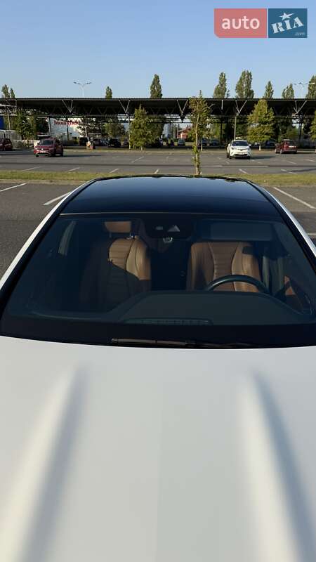 Седан Mercedes-Benz E-Class 2022 в Києві