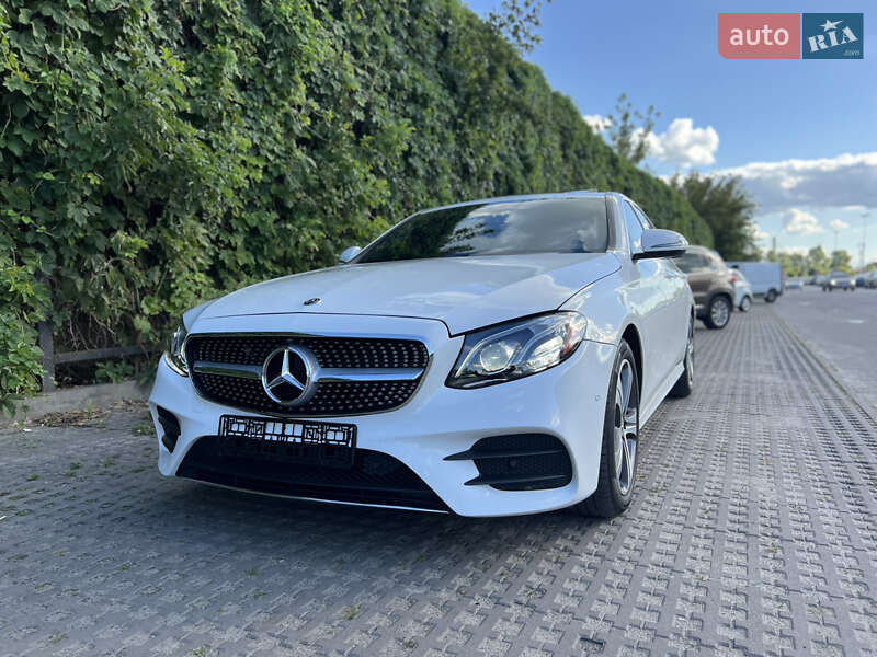 Седан Mercedes-Benz E-Class 2020 в Киеве