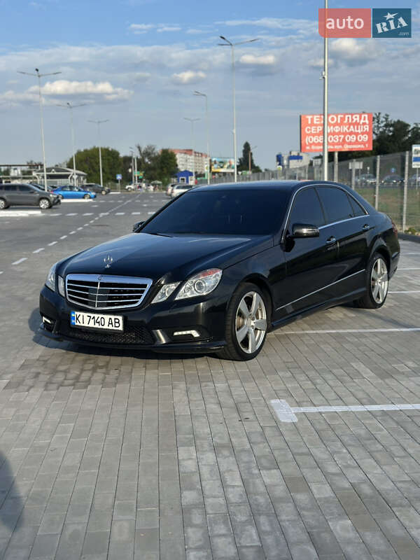 Mercedes-Benz E-Class 2009