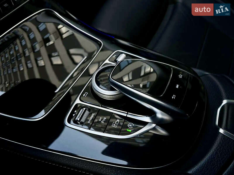Седан Mercedes-Benz E-Class 2016 в Киеве