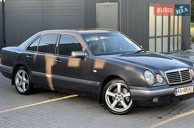 Седан Mercedes-Benz E-Class 1999 в Львове