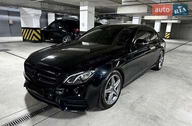 Седан Mercedes-Benz E-Class 2019 в Днепре
