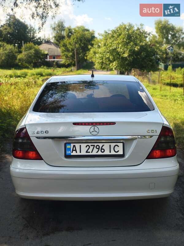 Седан Mercedes-Benz E-Class 2008 в Миронівці