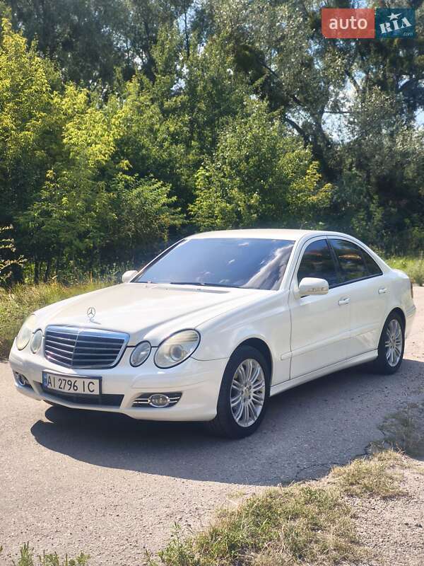 Седан Mercedes-Benz E-Class 2008 в Миронівці