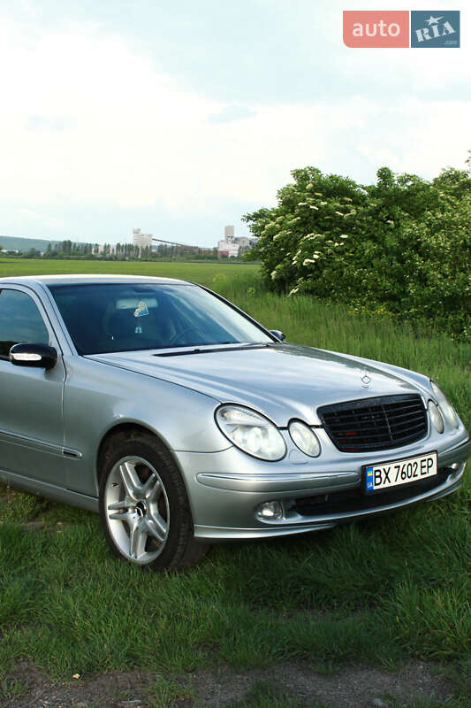 Седан Mercedes-Benz E-Class 2004 в Каменец-Подольском