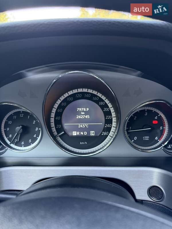 Седан Mercedes-Benz E-Class 2010 в Хмельницькому фото 22 Седан Mercedes-Benz E-Class 2010 в Хмельницькому