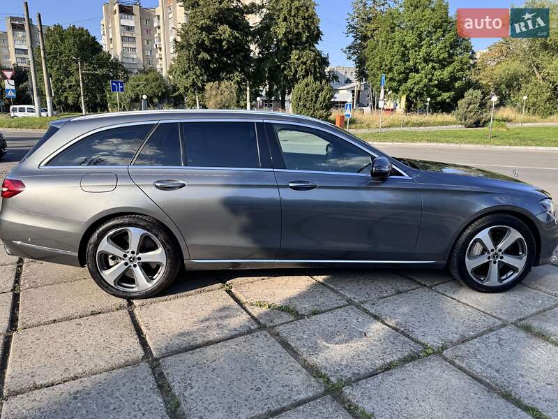 Универсал Mercedes-Benz E-Class 2016 в Львове