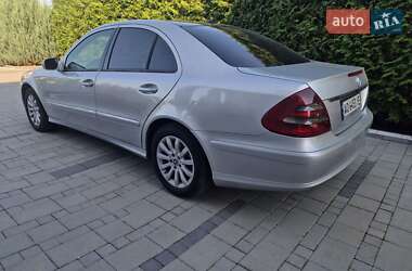 Седан Mercedes-Benz E-Class 2008 в 
