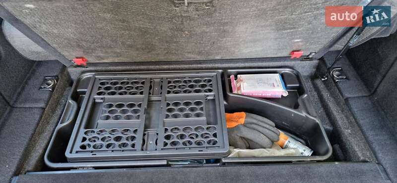 Універсал Mercedes-Benz E-Class 2008 в Львові фото 24 Універсал Mercedes-Benz E-Class 2008 в Львові