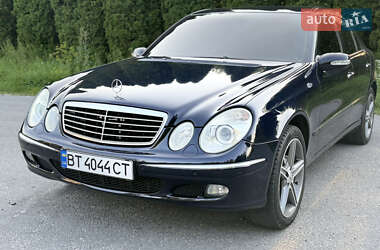 Седан Mercedes-Benz E-Class 2005 в Тернополі