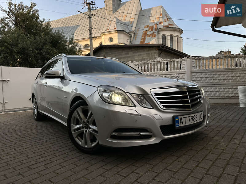 Универсал Mercedes-Benz E-Class 2011 в 