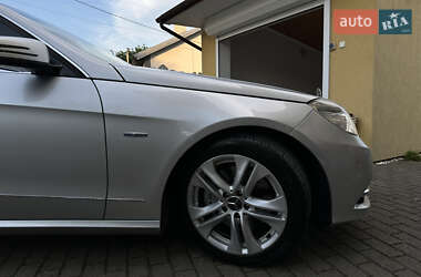 Универсал Mercedes-Benz E-Class 2011 в 