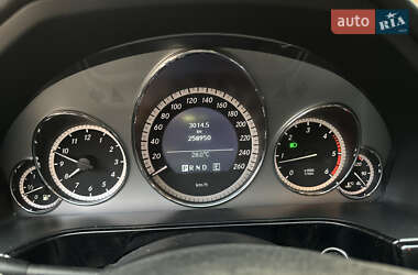Универсал Mercedes-Benz E-Class 2011 в 