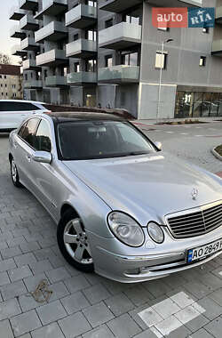 Седан Mercedes-Benz E-Class 2003 в Виноградові