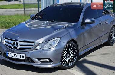 Купе Mercedes-Benz E-Class 2009 в 