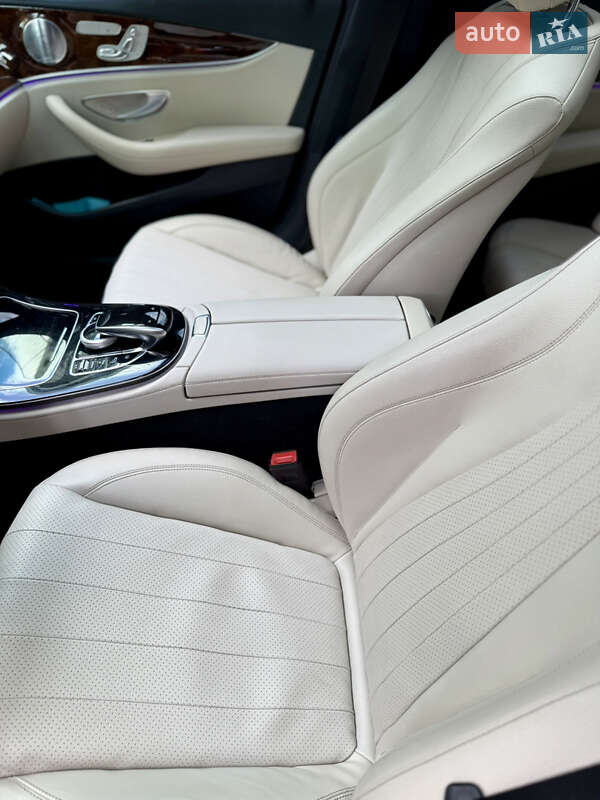 Универсал Mercedes-Benz E-Class 2017 в Львове