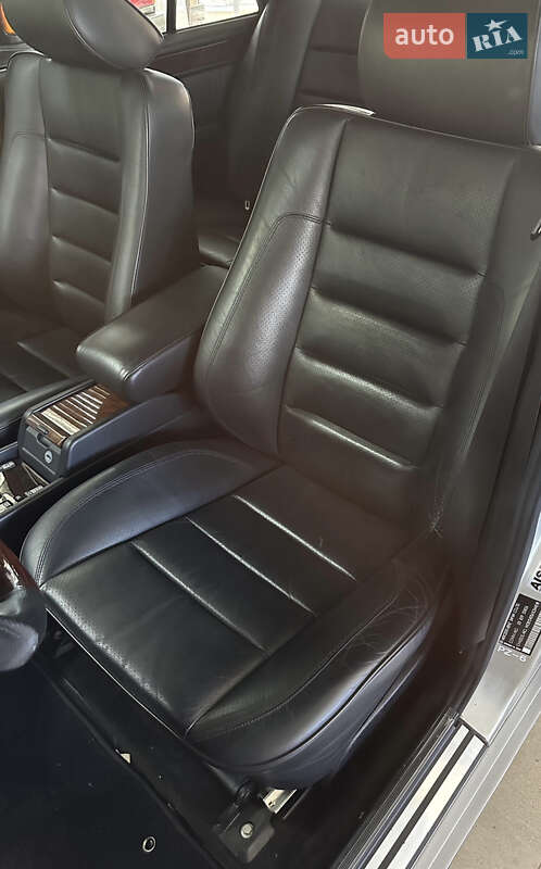 Седан Mercedes-Benz E-Class 1993 в Києві