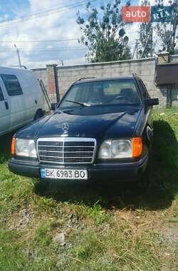 Універсал Mercedes-Benz E-Class 1994 в Володимирі