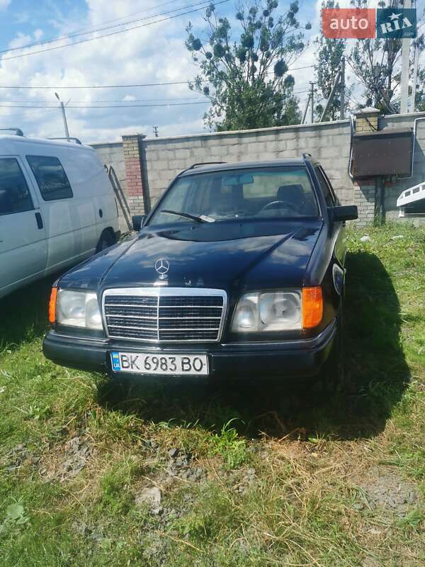 Mercedes-Benz E-Class 1994