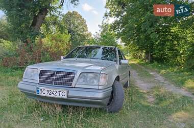 Седан Mercedes-Benz E-Class 1993 в Золочеві