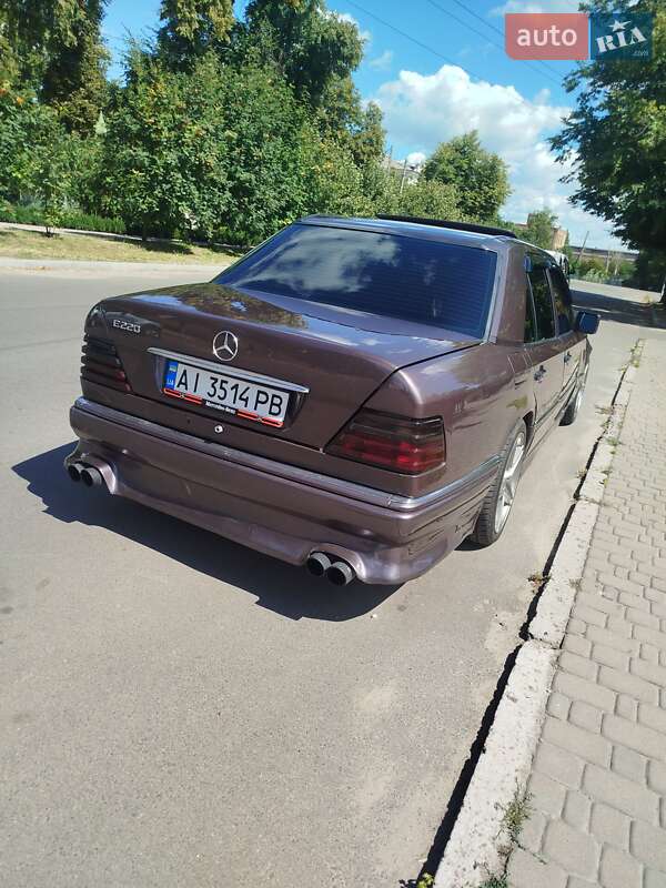 Седан Mercedes-Benz E-Class 1994 в Конотопе