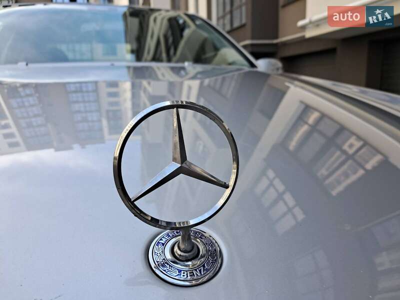 Седан Mercedes-Benz E-Class 2005 в Ивано-Франковске