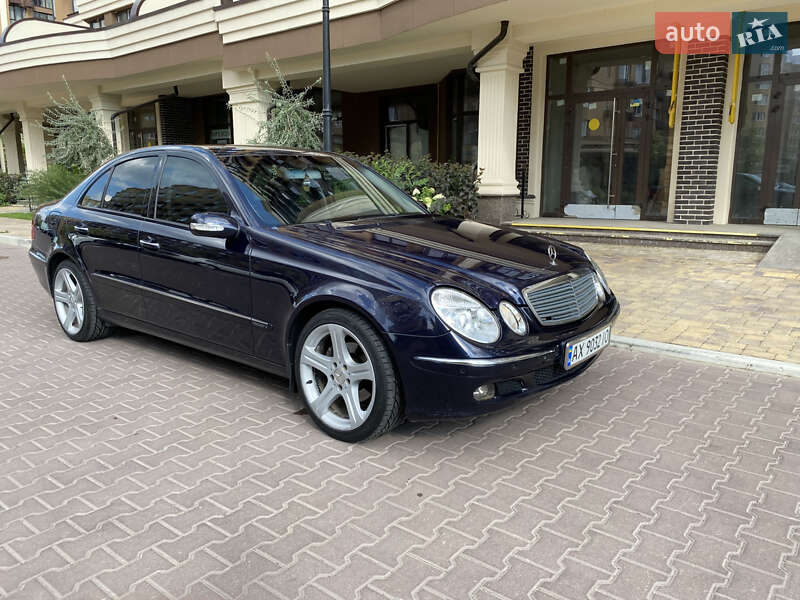 Седан Mercedes-Benz E-Class 2005 в Києві