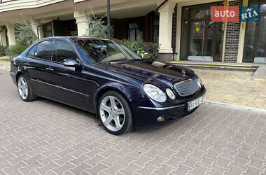 Седан Mercedes-Benz E-Class 2005 в 
