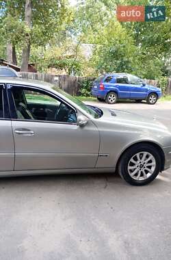 Седан Mercedes-Benz E-Class 2004 в 
