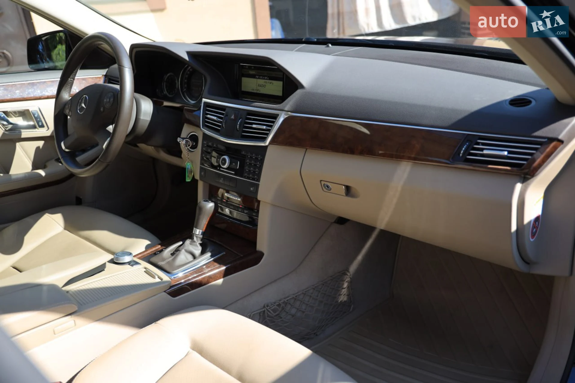 2011 Mercedes-Benz E-klasse - мініатюра 17