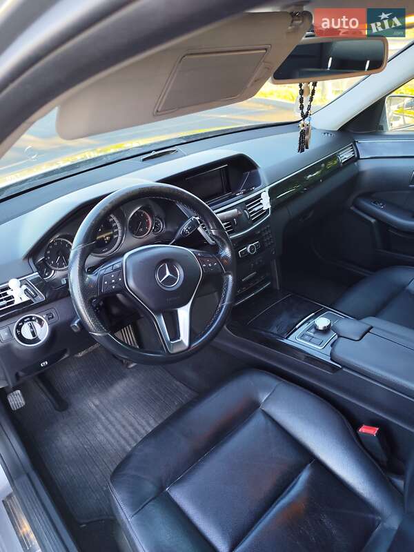 Универсал Mercedes-Benz E-Class 2012 в Тячеве