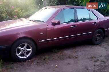 Седан Mercedes-Benz E-Class 1996 в Боярке
