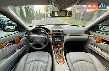 Седан Mercedes-Benz E-Class 2008 в 