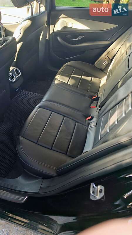 Универсал Mercedes-Benz E-Class 2019 в Житомире