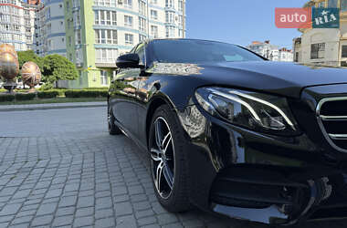 Седан Mercedes-Benz E-Class 2017 в 