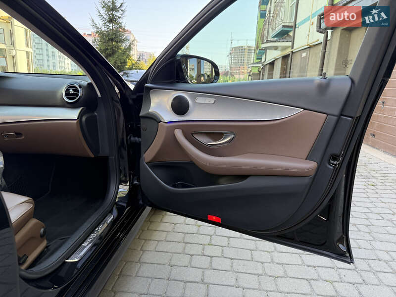 Седан Mercedes-Benz E-Class 2017 в Івано-Франківську фото 16 Седан Mercedes-Benz E-Class 2017 в Івано-Франківську