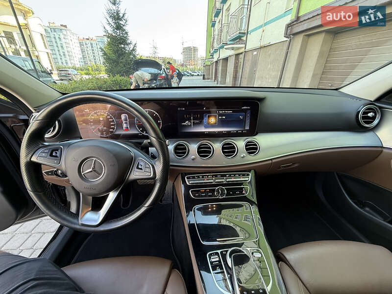 Седан Mercedes-Benz E-Class 2017 в Івано-Франківську фото 19 Седан Mercedes-Benz E-Class 2017 в Івано-Франківську