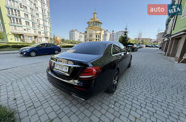 Седан Mercedes-Benz E-Class 2017 в 