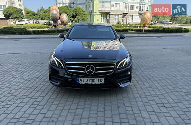 Седан Mercedes-Benz E-Class 2017 в 