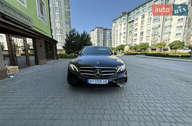 Седан Mercedes-Benz E-Class 2017 в 