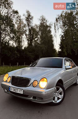 Седан Mercedes-Benz E-Class 2000 в Черновцах