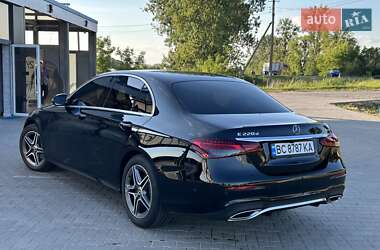 Седан Mercedes-Benz E-Class 2021 в 