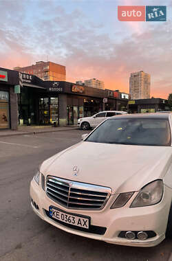 Седан Mercedes-Benz E-Class 2011 в Новомосковске